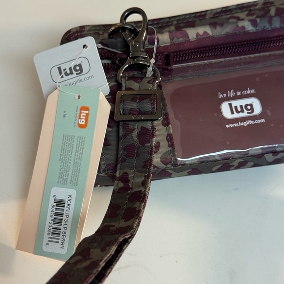 NWT LUG KICK FLIP CONVERTIBLE BERRY CAMOUFLAGE BAG! - Picture 8 of 8